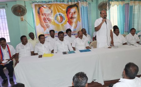 பாட்டாளி மக்கள் கட்சியின் சேலம் ஒருங்கிணைந்த மாவட்ட அமைப்புதலைவர்,செயலாளர் கூட்டம்