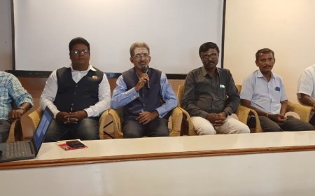 சேலம் மாவட்ட வரி ஆலோசகர் சங்கம் சார்பில் நிர்வாகிகள் கூட்டம் நடைபெற்றது