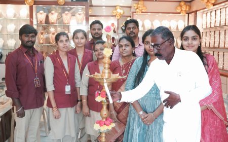 SSவர்மா ஜுவல்லர்ஸ்-ன் 7-ம் ஆண்டு துவக்க விழா