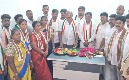 தமிழ்நாடு காங்கிரஸ் கமிட்டியின் ஆர் டி ஐ பிரிவு சார்பில் சேலம் அழகாபுரம் மாரியம்மன் கோவில் அருகில் ஆர் டி ஐ பிரிவு அலுவலகம் திறப்பு விழா நடைபெற்றது