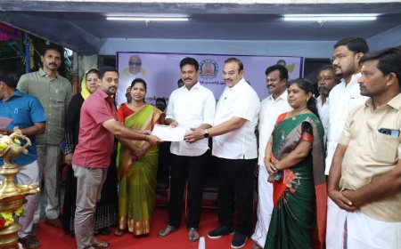 பொதுமக்களின் சிரமத்தை போக்கும் வகையில் தமிழக அரசு சார்பில் உங்களுடன் ஸ்டாலின் முகாம் தமிழக முழுவதும் பத்தாயிரம் இடங்களில் நடத்துவதற்கு முடிவு செய்து நடத்தப்படுகிறது‌