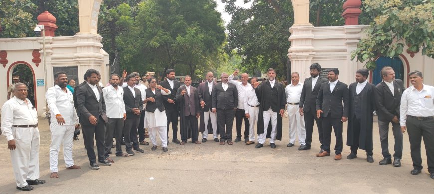 சேலம். முற்போக்கு சிந்தனை கொண்ட இளம் வழக்குரைஞர்கள் ஒருங்கிணைப்பு அமைப்பின் சார்பில், கண்டன ஆர்ப்பாட்டம்