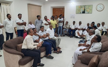 50-க்கும் மேற்பட்ட சாயப்பட்டறைகள் அமைக்க திட்டமிட்டுள்ளதை நிறுத்த வேண்டும் -  பொதுமக்கள் மனு