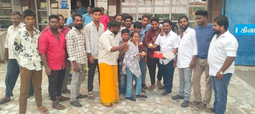 சேலத்தில் சூர்யா நடிப்பில் வெளிவந்த கருப்பு திரைப்படத்தை கொண்டாடிய சூர்யா ரசிகர்கள்